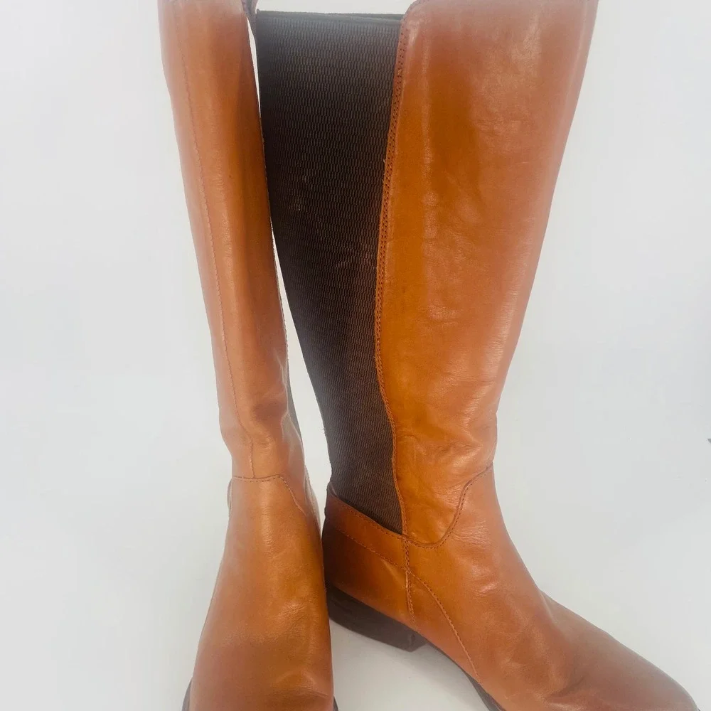 BORN Campbell Tan Leather Knee High Riding Equestrian Boots Size‎ 7 Comfort
